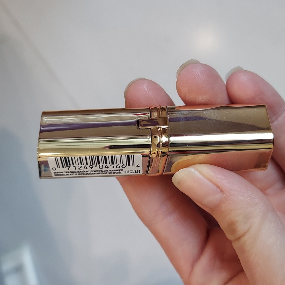 Loreal Colour Riche Lipstick